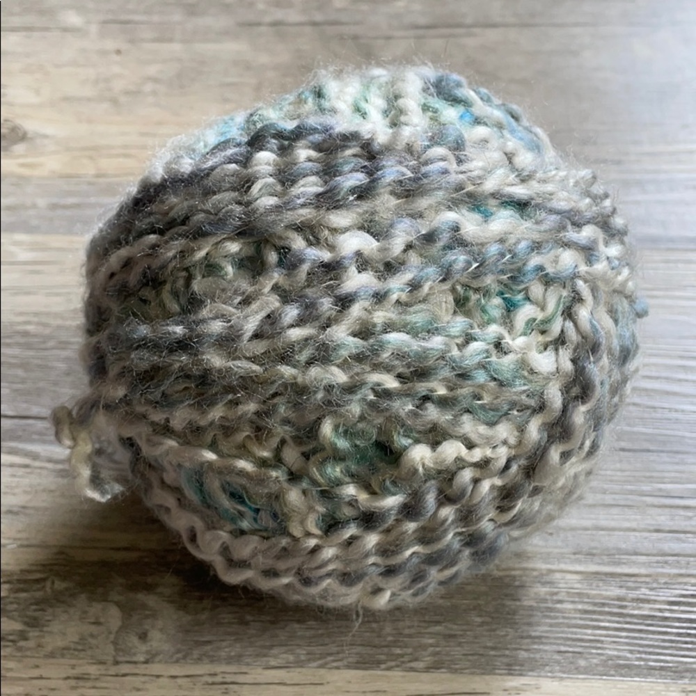 Boye 10” 6mm Knitting Needles and Yarn - Picture 7 of 7